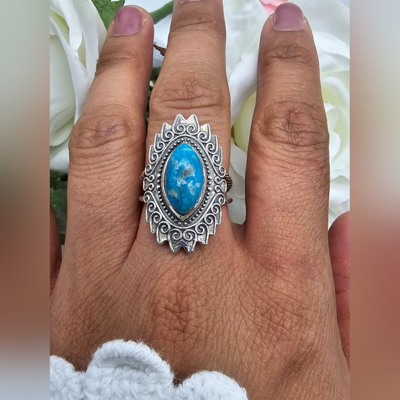 ♥️ MARQUISE SWIRL STERLING SILVER RING - Picture 6 of 8